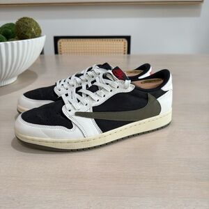 Size 9.5M/11W - Air Jordan 1 Travis Scott OG SP Low Black Olive WORN 6x